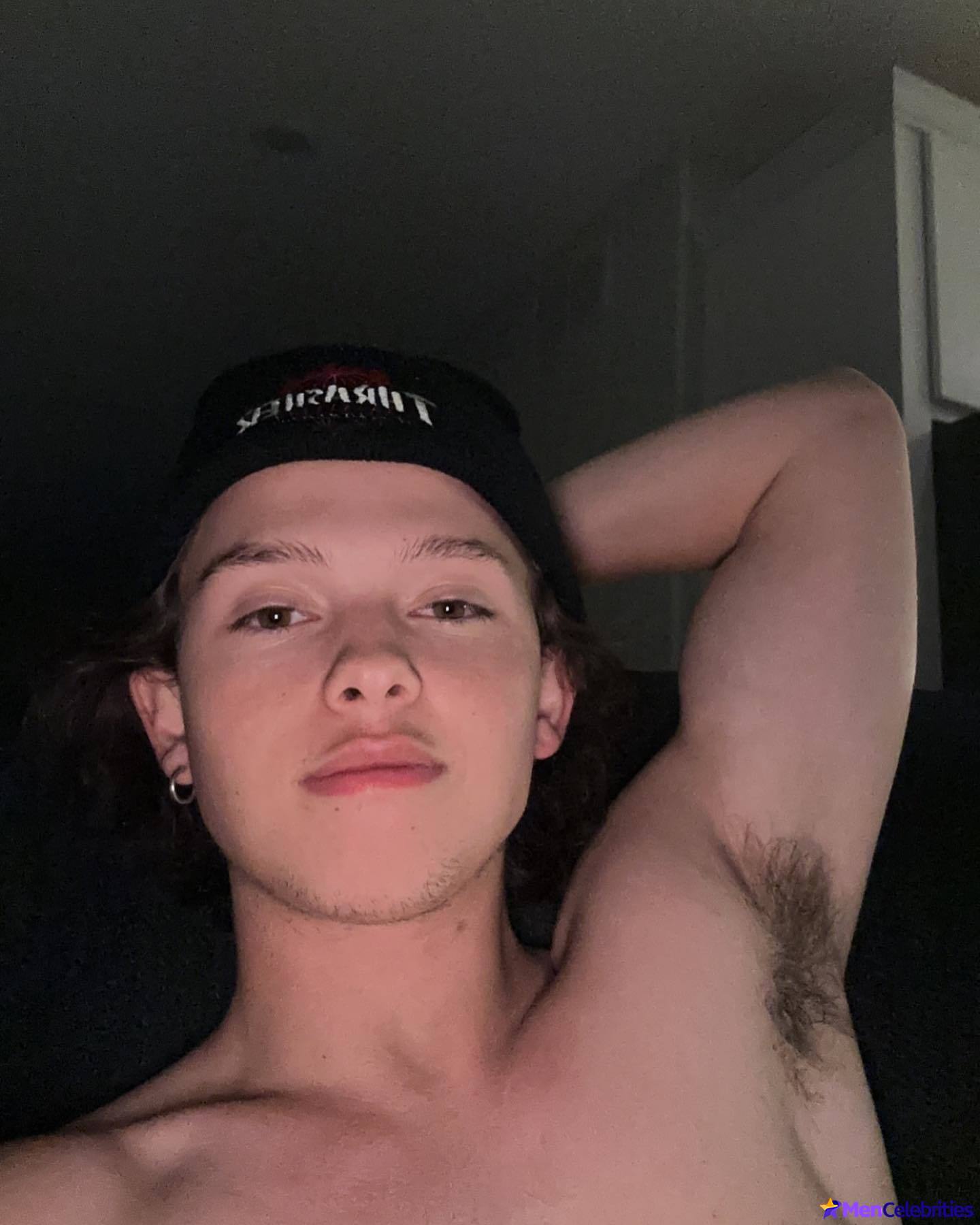 Jacob Sartorius nude and bulge penis photos
