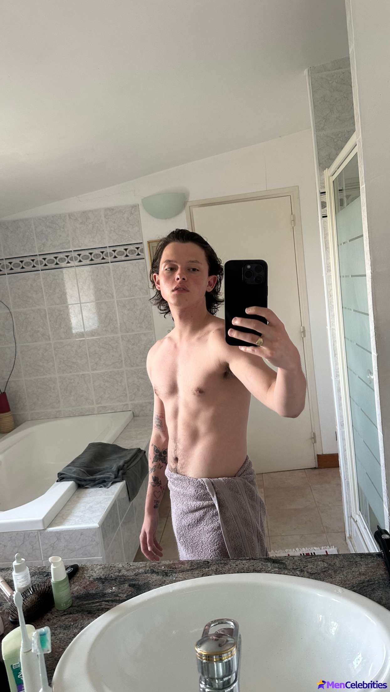 Jacob Sartorius nude and bulge penis photos