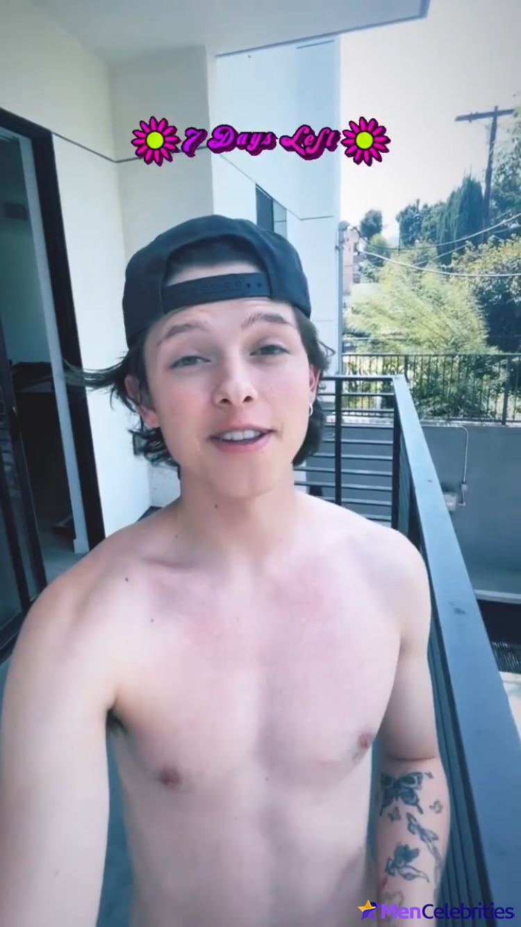 Jacob Sartorius nude and bulge penis photos