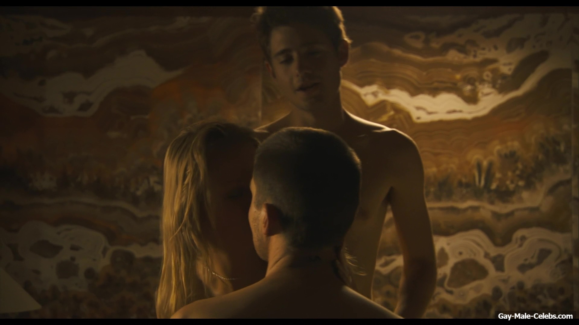 Julian Morris frontal nude in Donkey Punch
