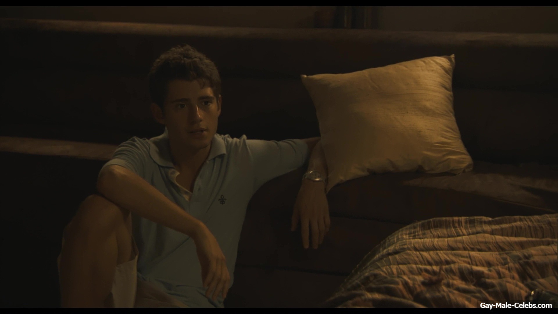 Julian Morris frontal nude in Donkey Punch