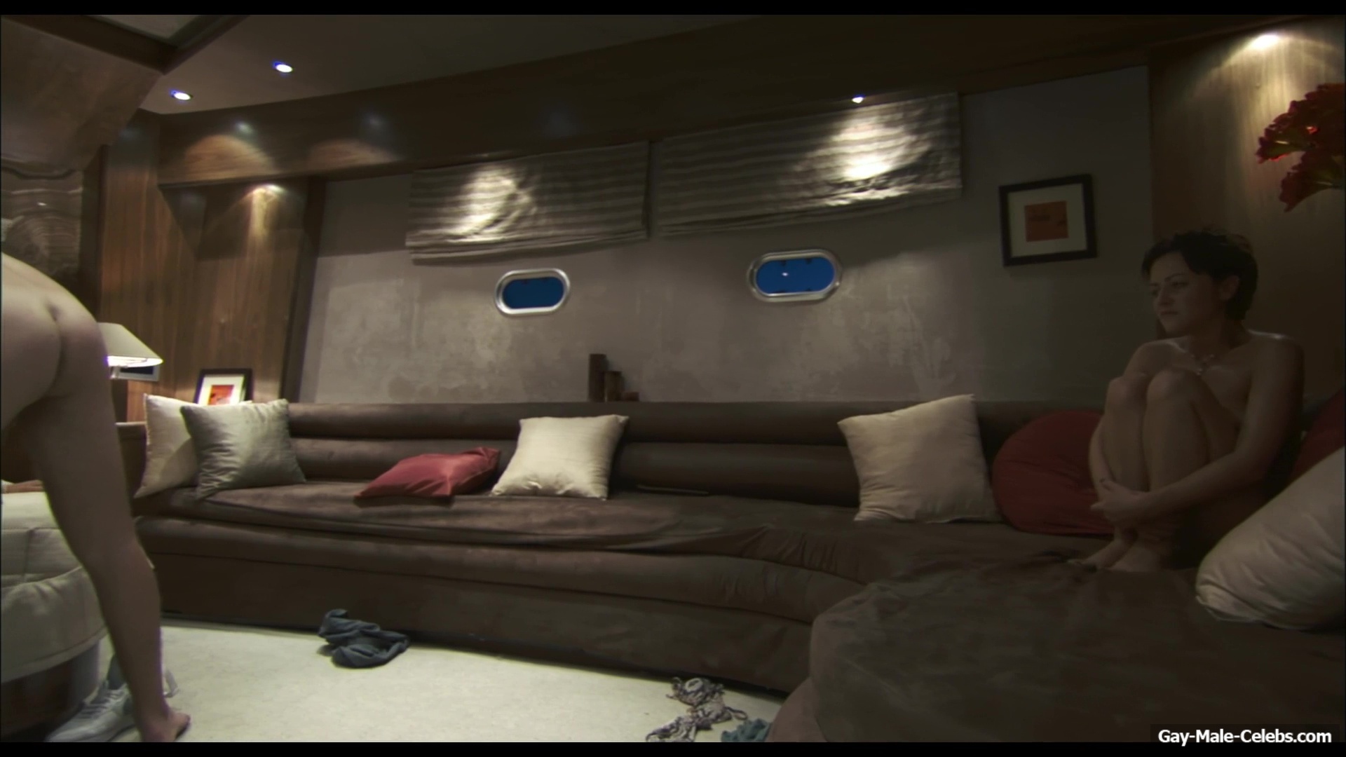 Julian Morris frontal nude in Donkey Punch