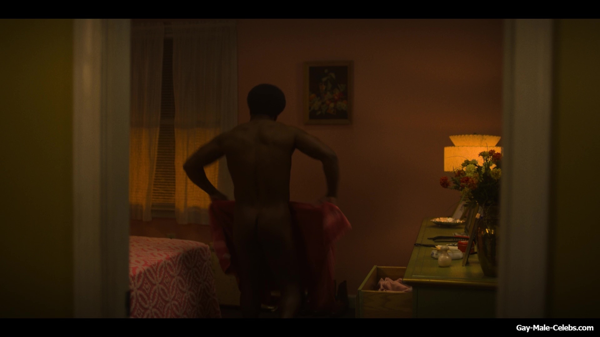 Kevin Hart Nude in Fight Night The Million Dollar Heist