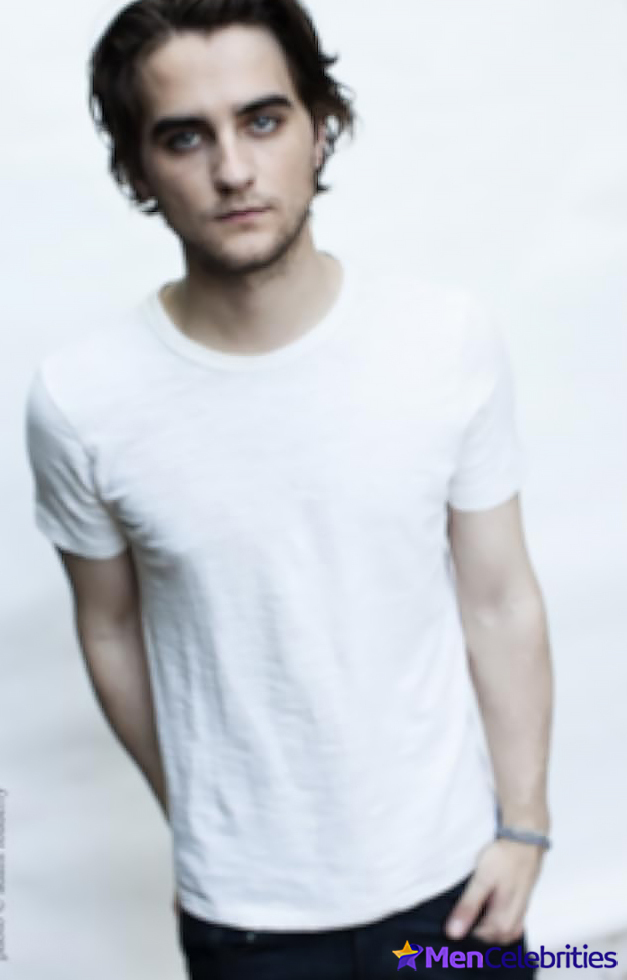 Landon Liboiron sexy photos