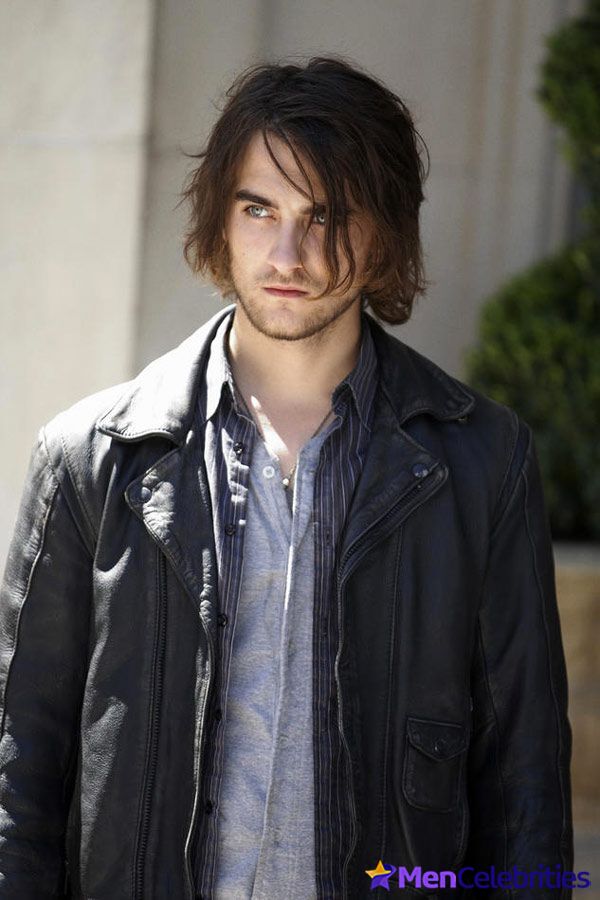 Landon Liboiron sexy photos