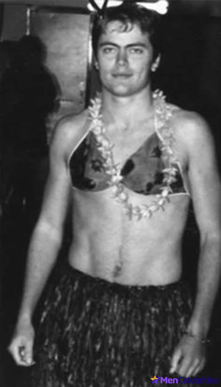 Nick Offerman nude and sexy pics