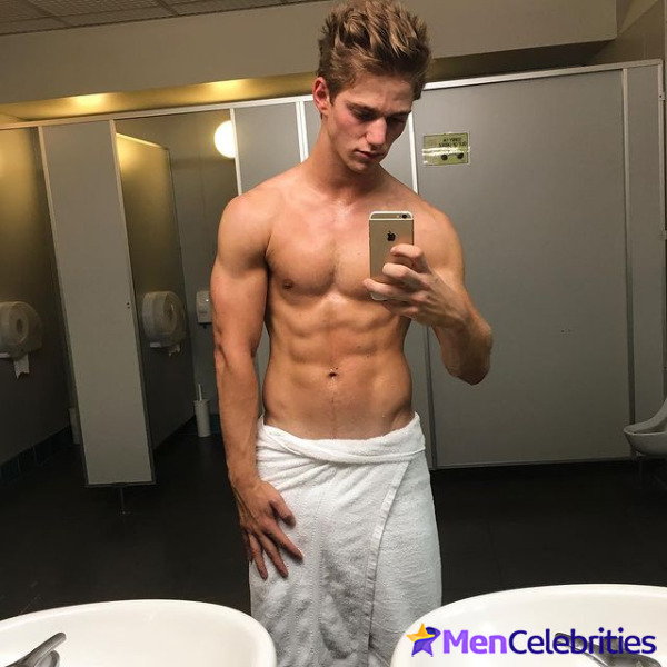 Nico Greetham shirtless and bulge pics
