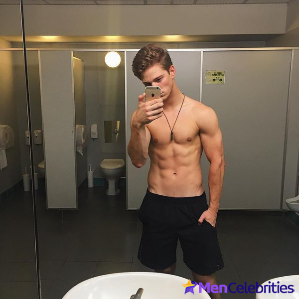 Nico Greetham shirtless and bulge pics