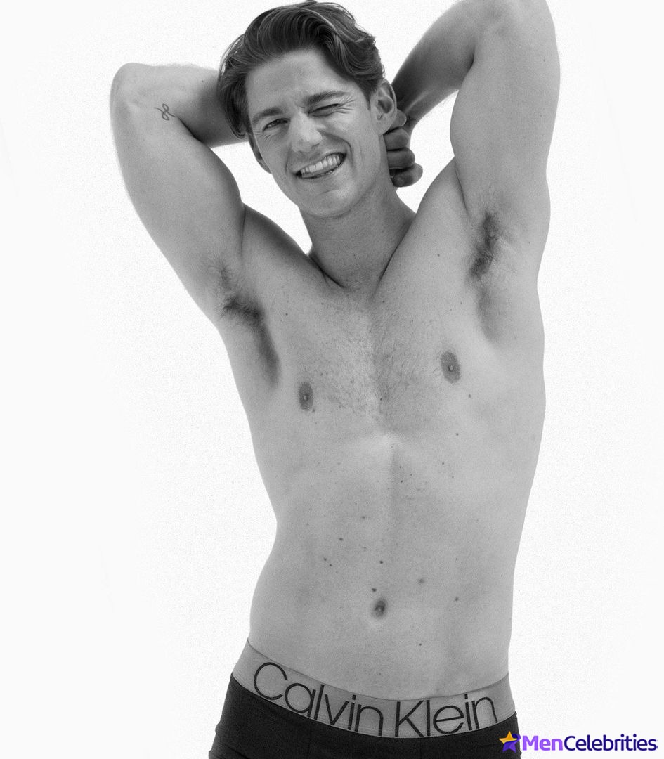 Nico Greetham shirtless and bulge pics