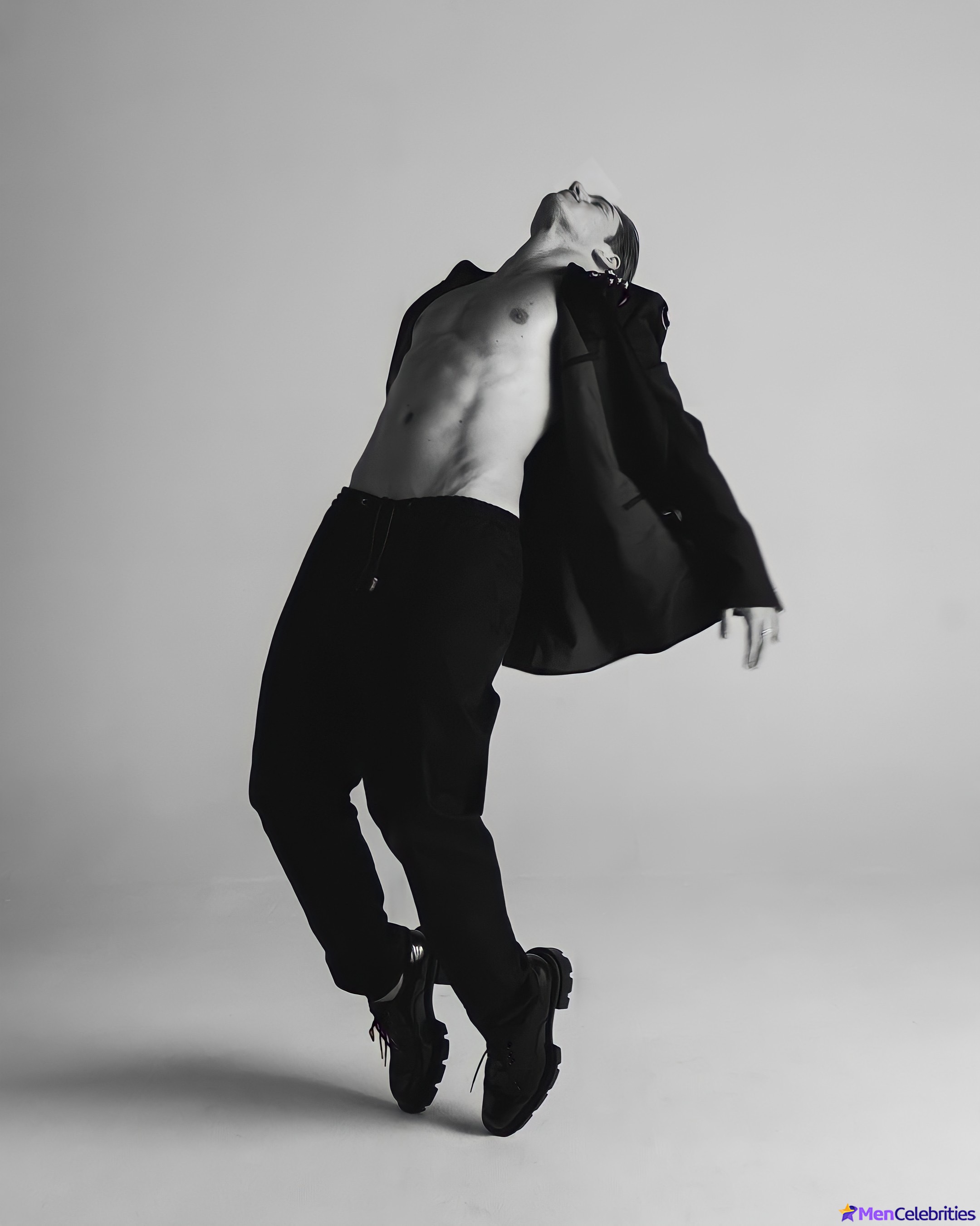 Nico Greetham shirtless and bulge pics