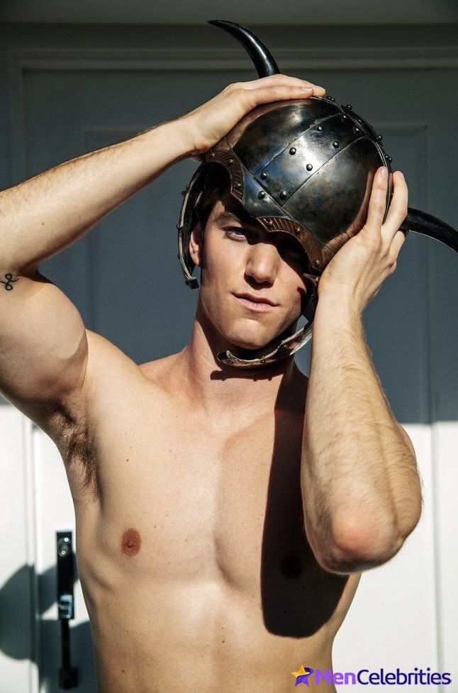 Nico Greetham shirtless and bulge pics