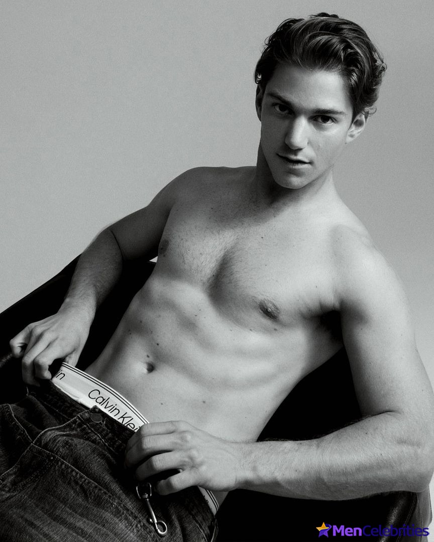 Nico Greetham shirtless and bulge pics