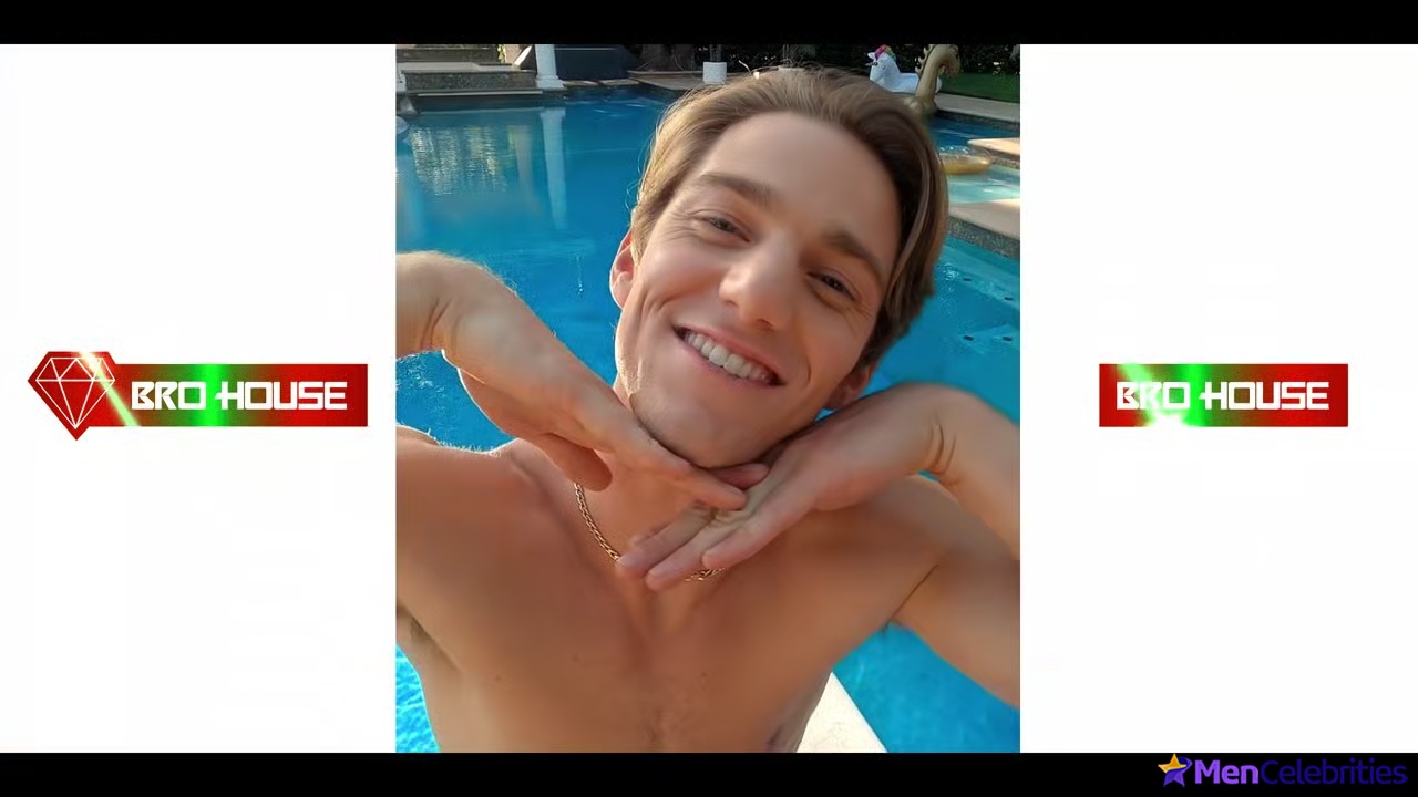 Nico Greetham nude and gay scenes