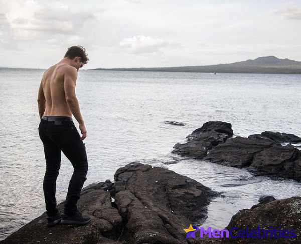 Nico Greetham shirtless and bulge pics