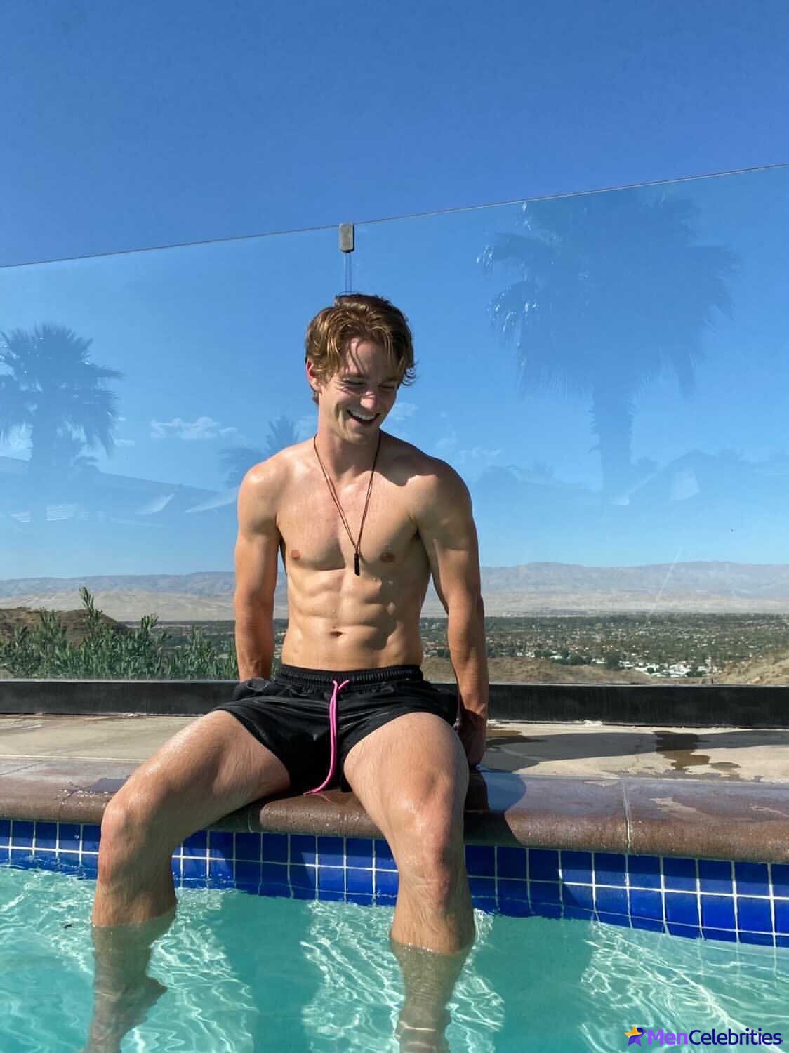 Nico Greetham shirtless and bulge pics
