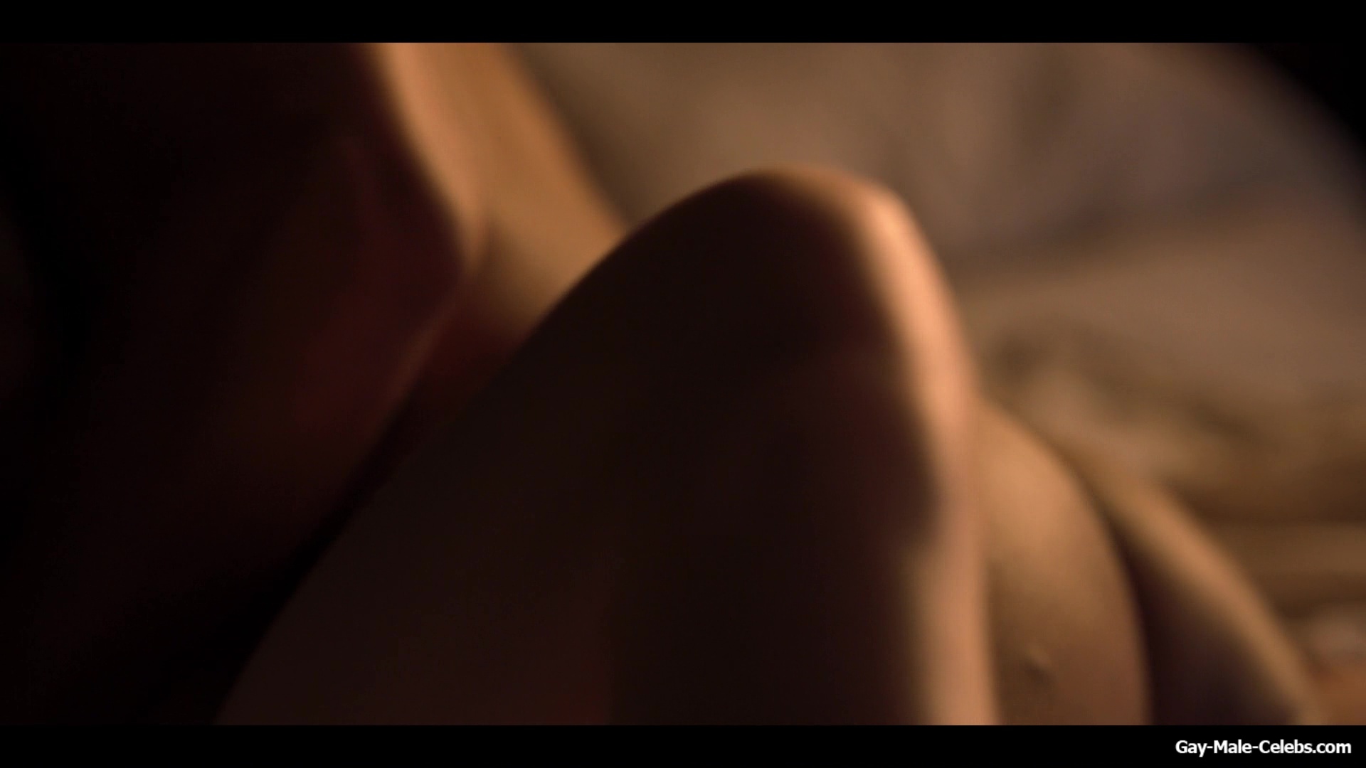 Rege-Jean Page Nude Sex Scenes in Bridgerton