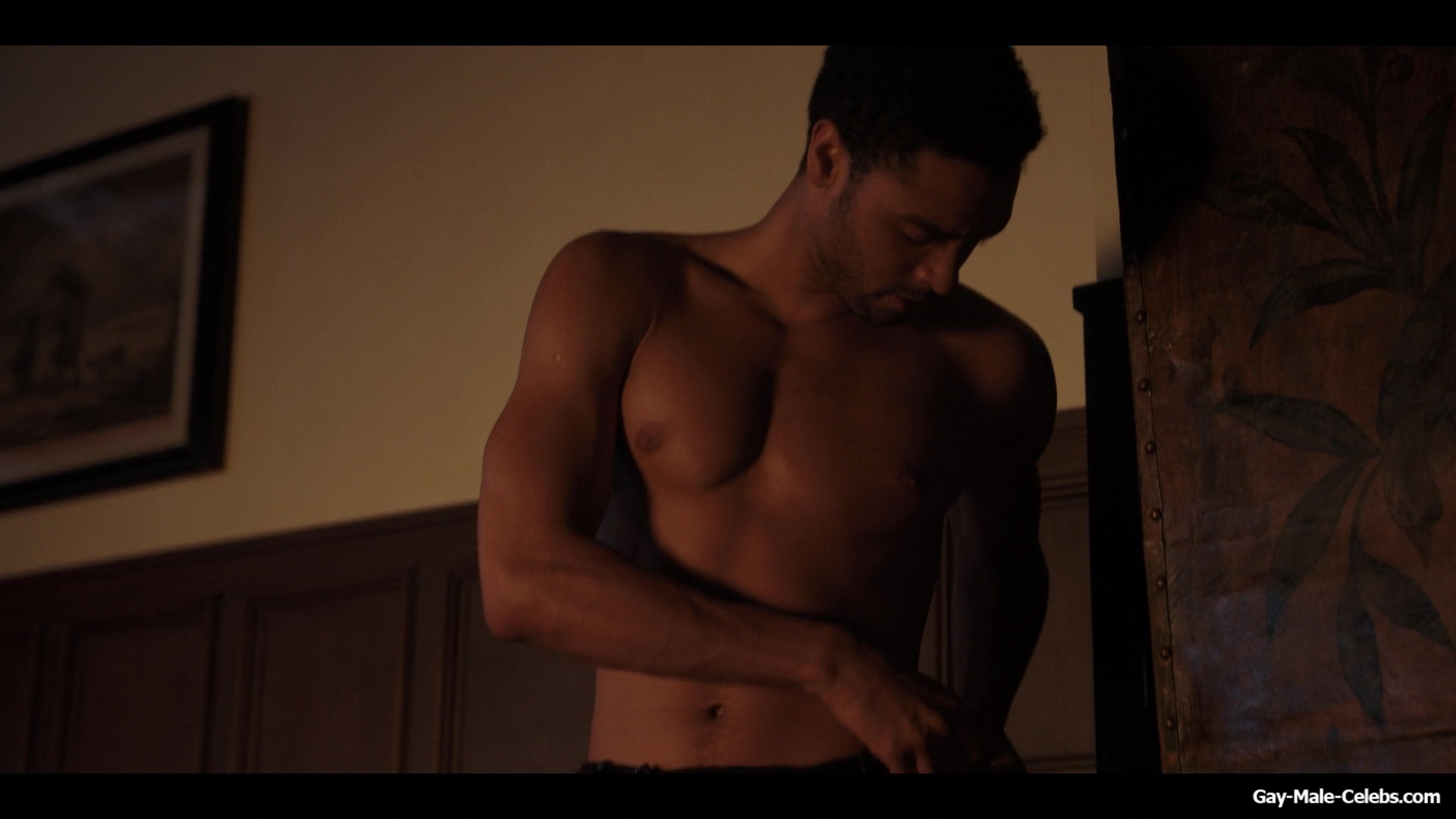 Rege-Jean Page Nude Sex Scenes in Bridgerton