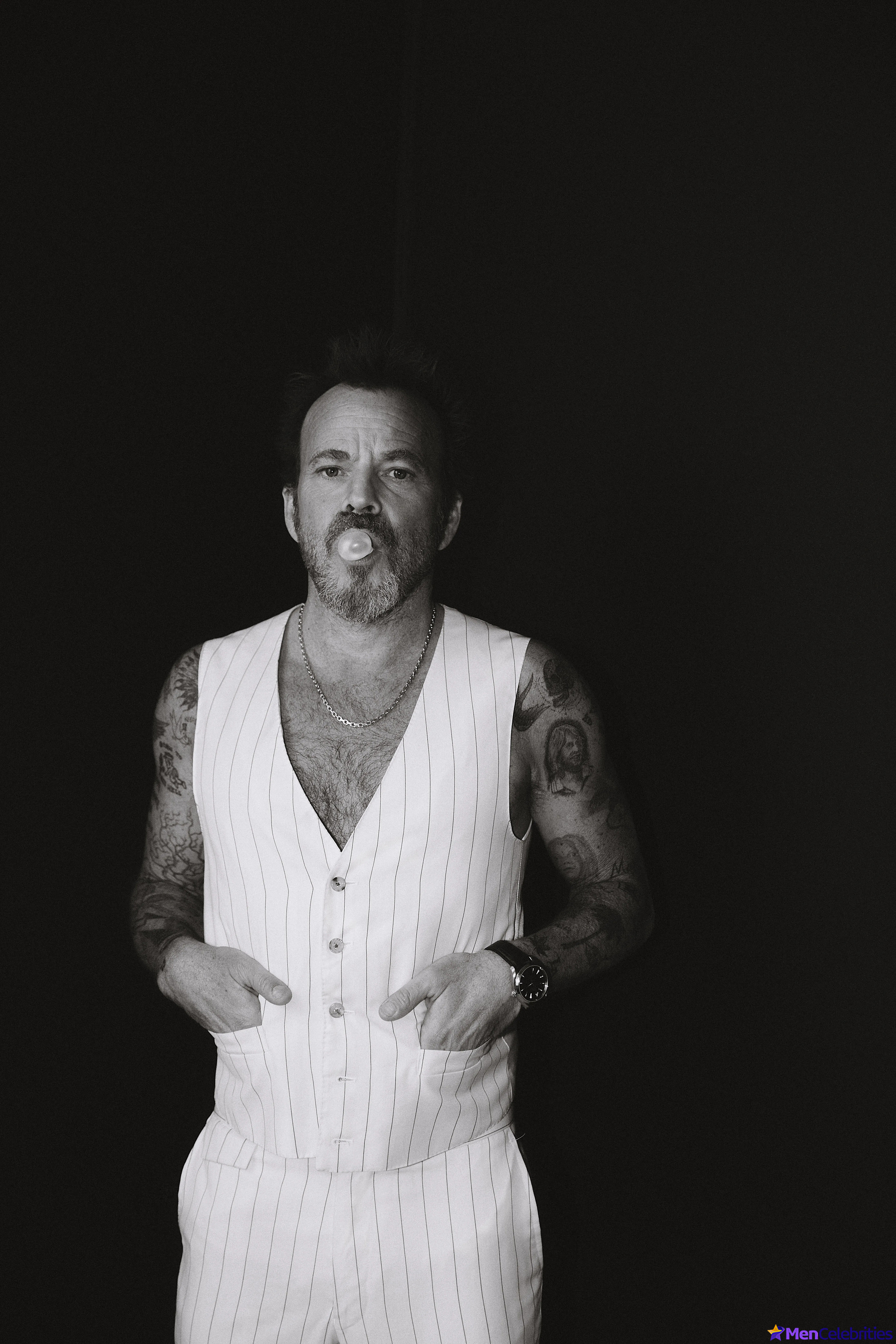 Stephen Dorff nude cock and bulge pics