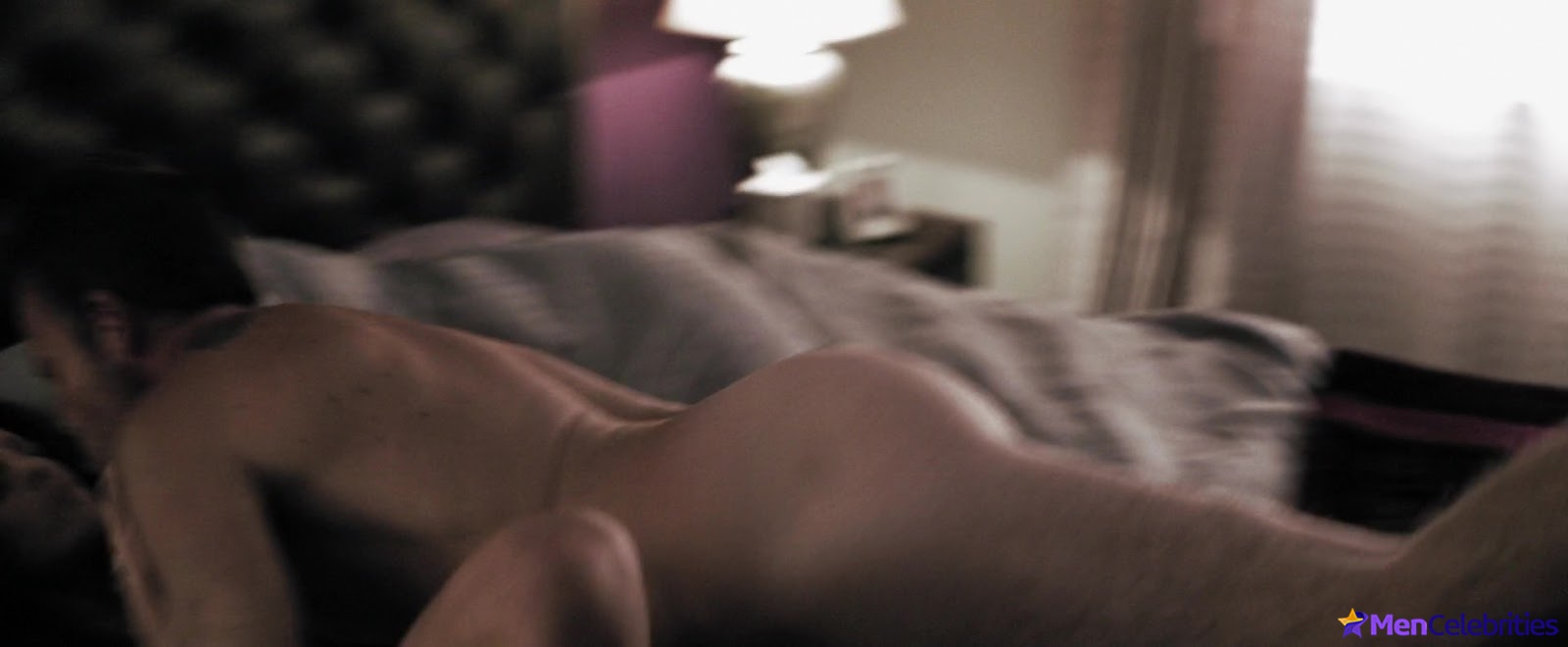 Stephen Dorff frontal nude and sex scenes