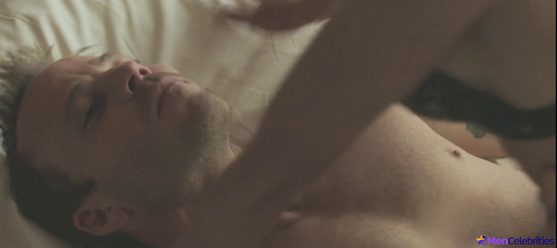 Stephen Dorff frontal nude and sex scenes