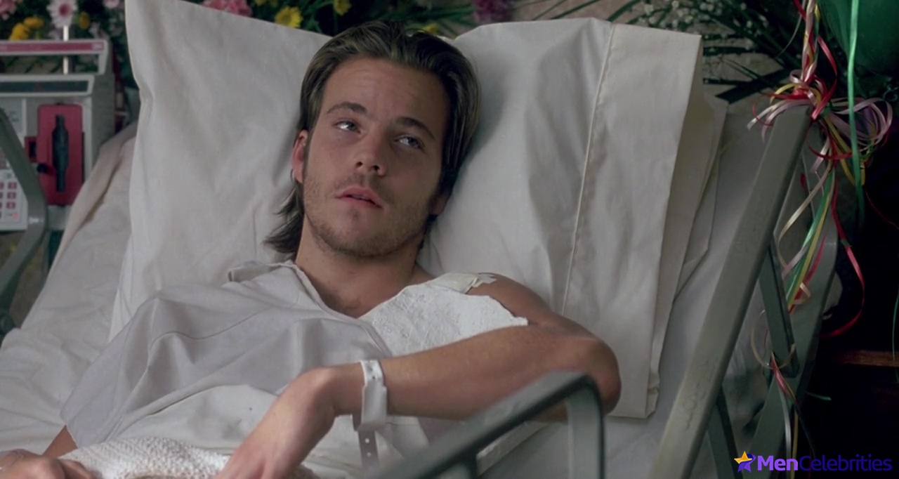 Stephen Dorff frontal nude and sex scenes