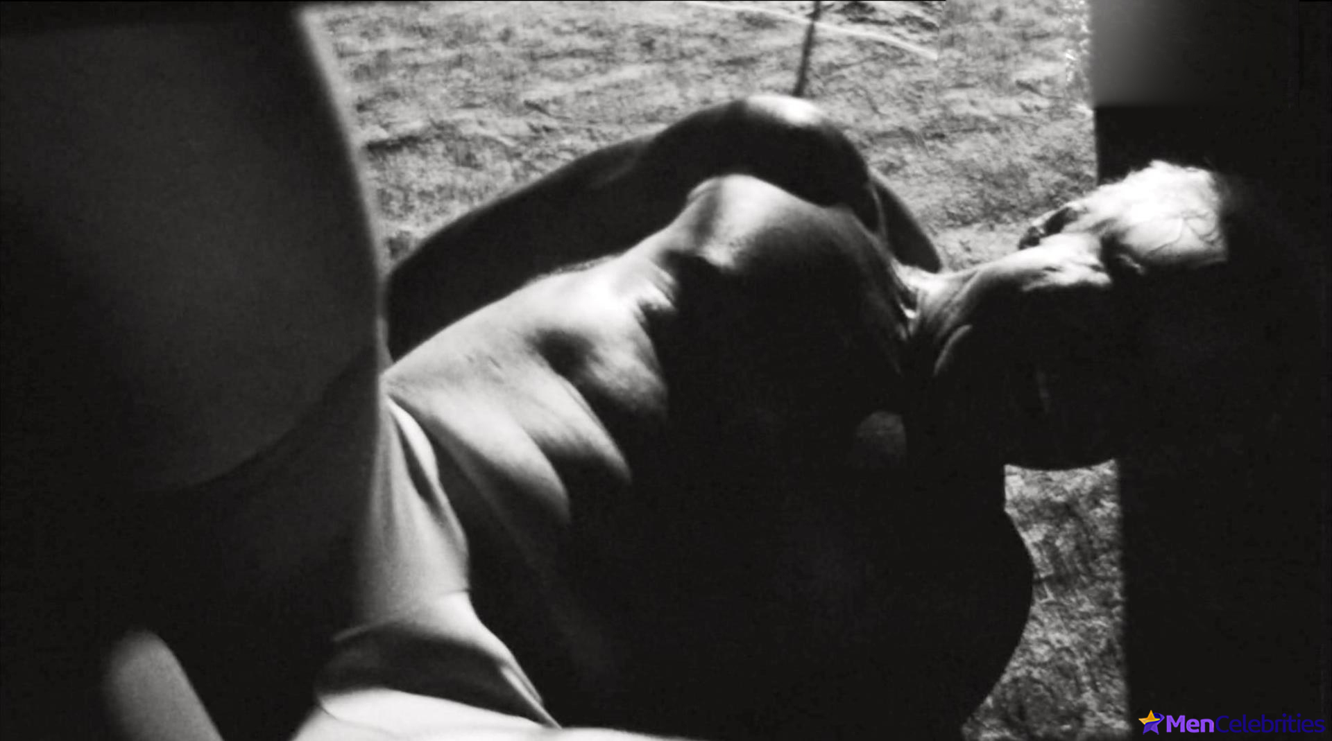 Stephen Dorff frontal nude and sex scenes