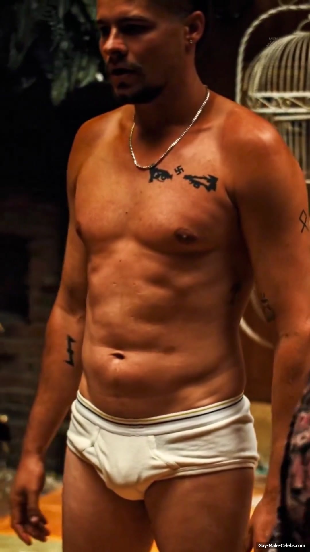 Toby Wallace Nude and Dick Bulge Scenes in Euphoria