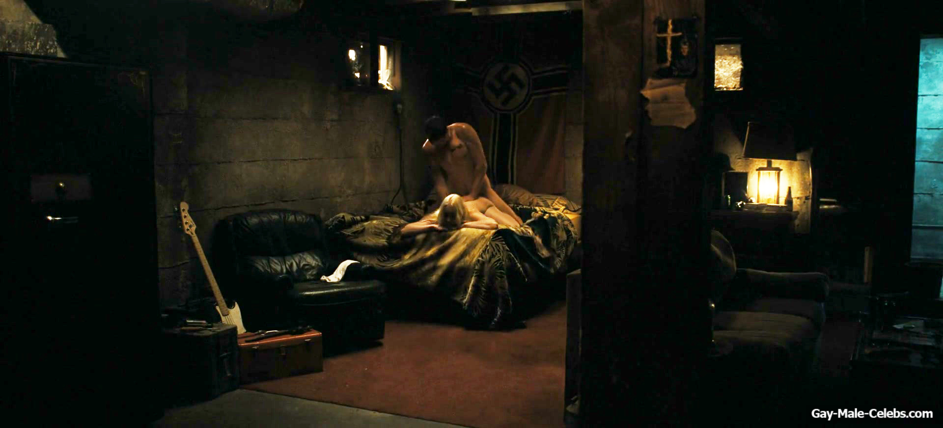 Toby Wallace Nude and Dick Bulge Scenes in Euphoria