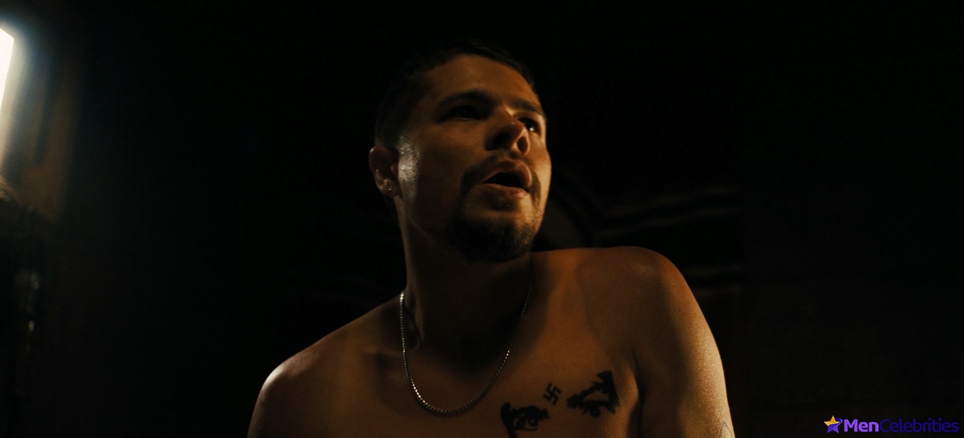 Toby Wallace nude and sex scenes