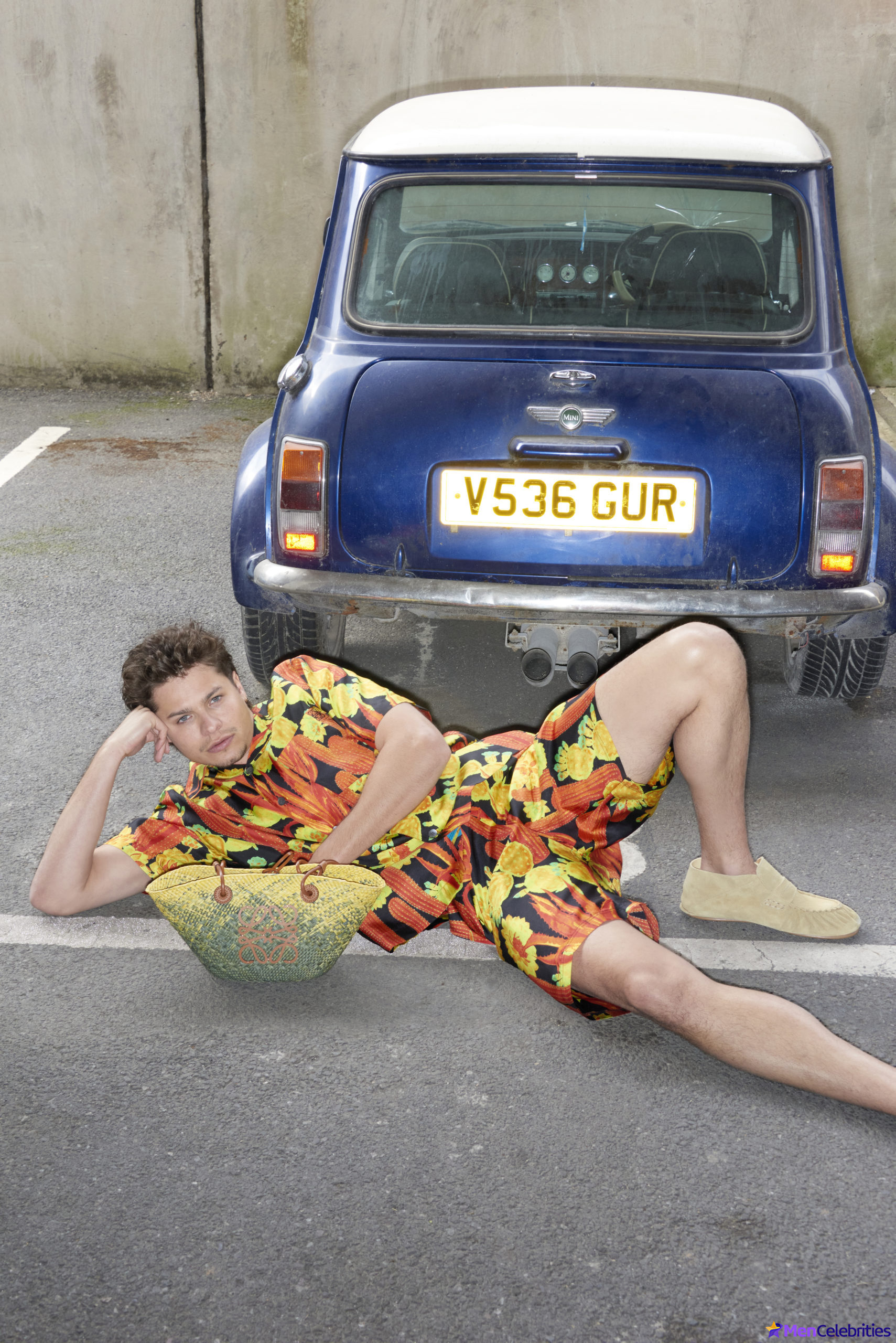 Toby Wallace shirtless and sexy pics