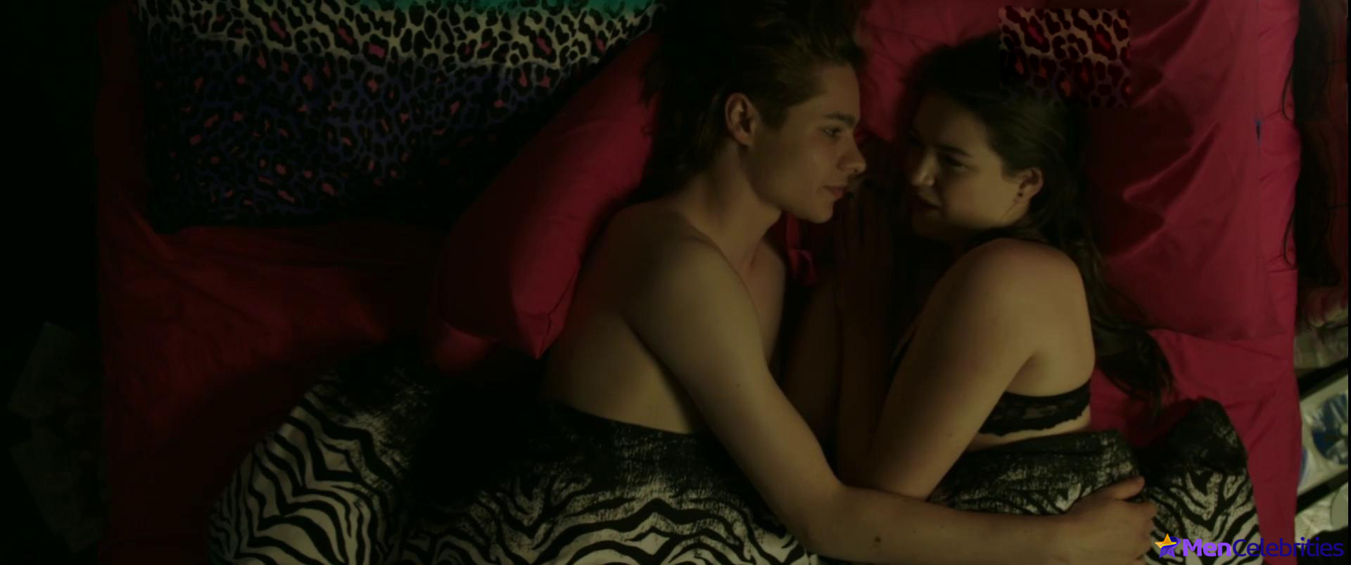 Toby Wallace nude and sex scenes