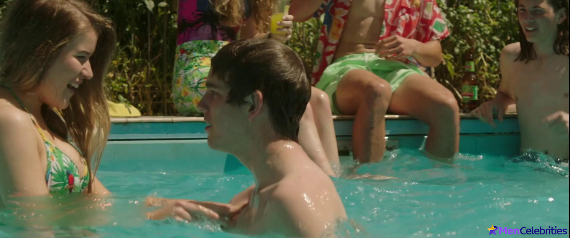 Toby Wallace nude and sex scenes