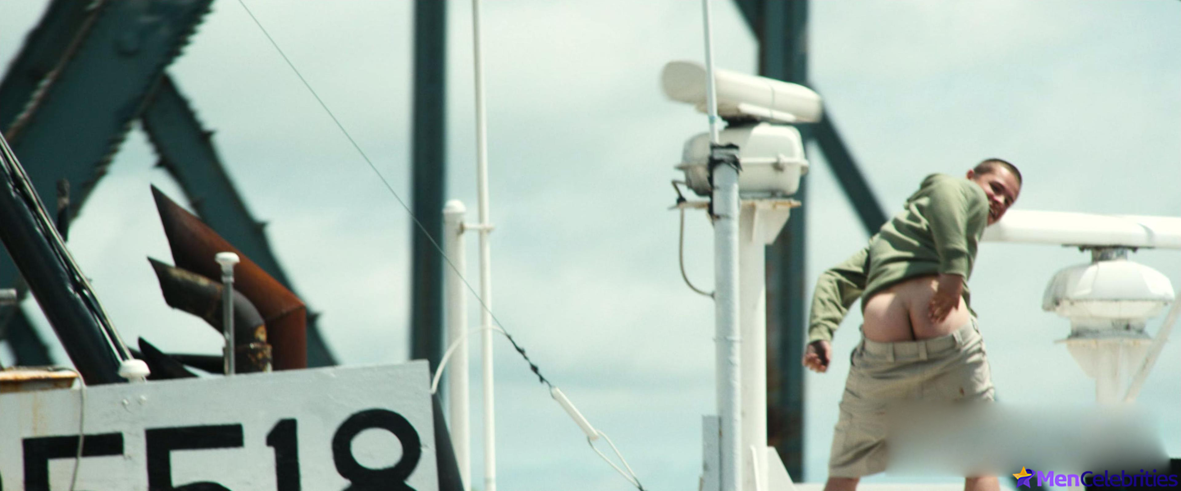 Toby Wallace nude and sex scenes