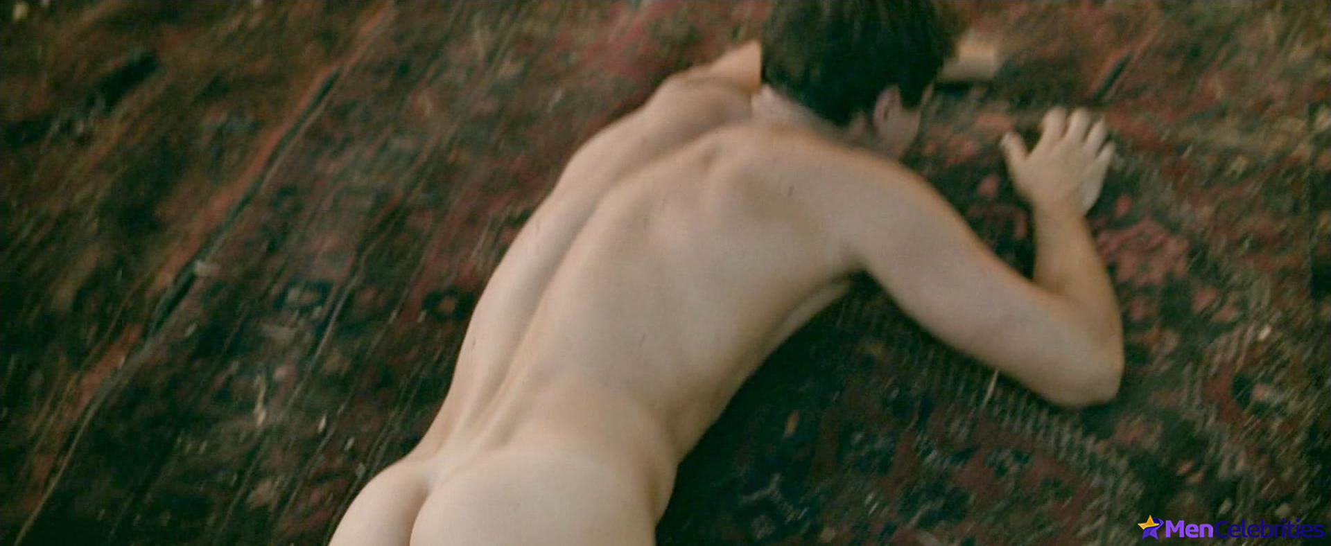 Toby Wallace nude and sex scenes