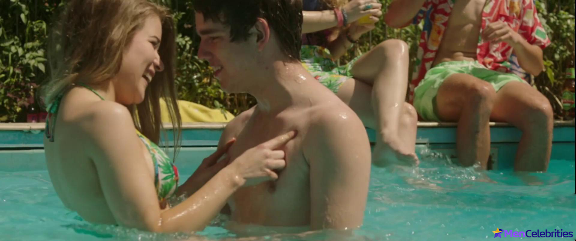 Toby Wallace nude and sex scenes