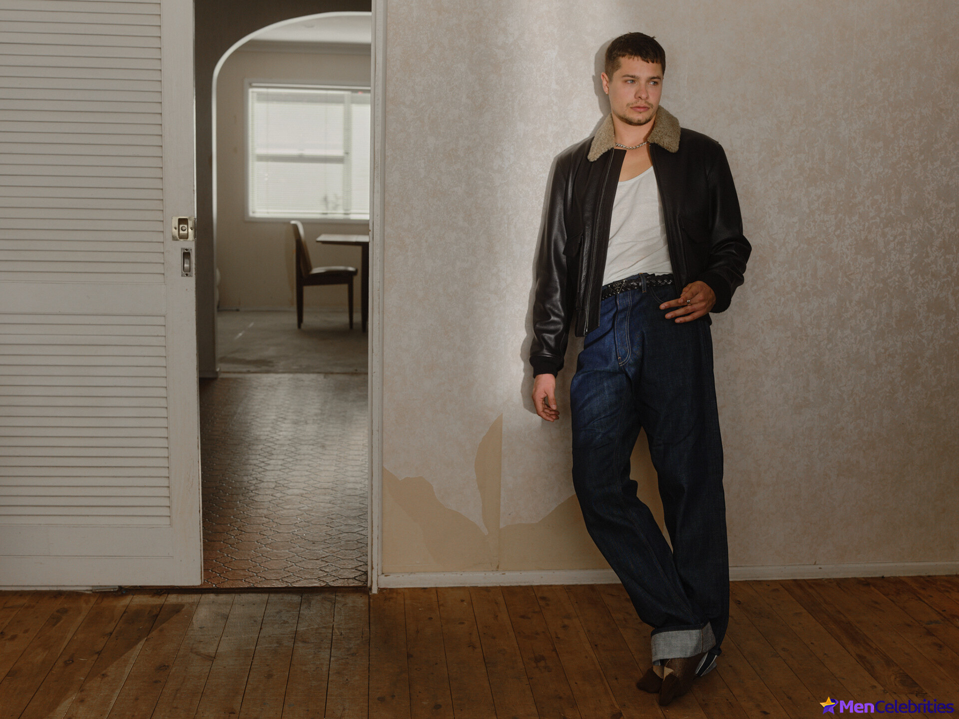 Toby Wallace shirtless and sexy pics