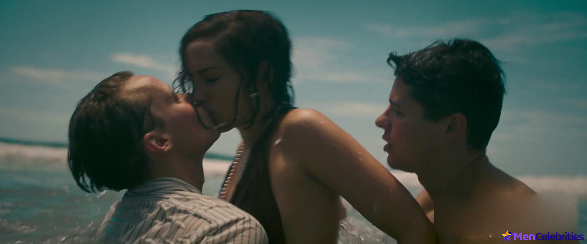 Toby Wallace nude and sex scenes