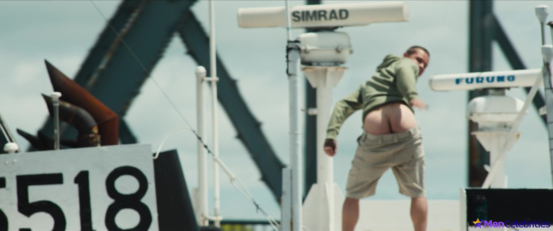 Toby Wallace nude and sex scenes