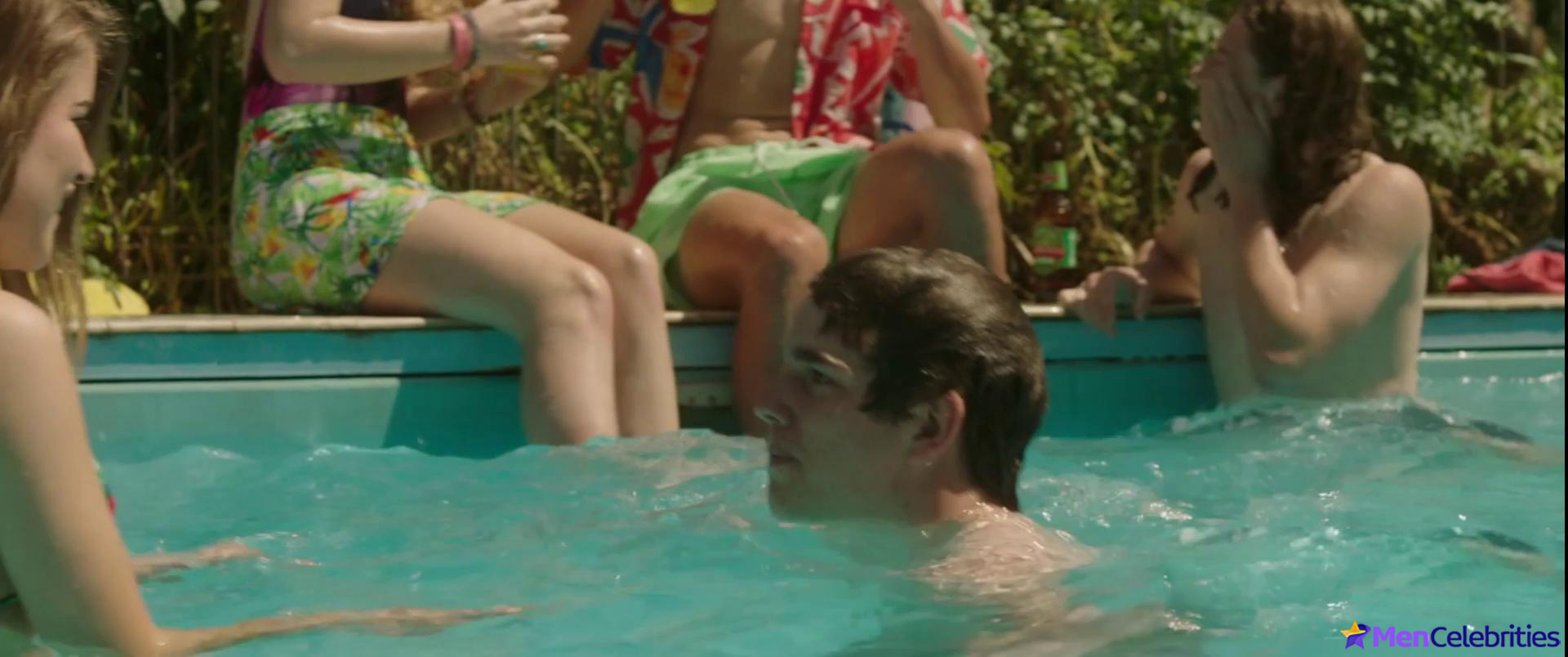 Toby Wallace nude and sex scenes