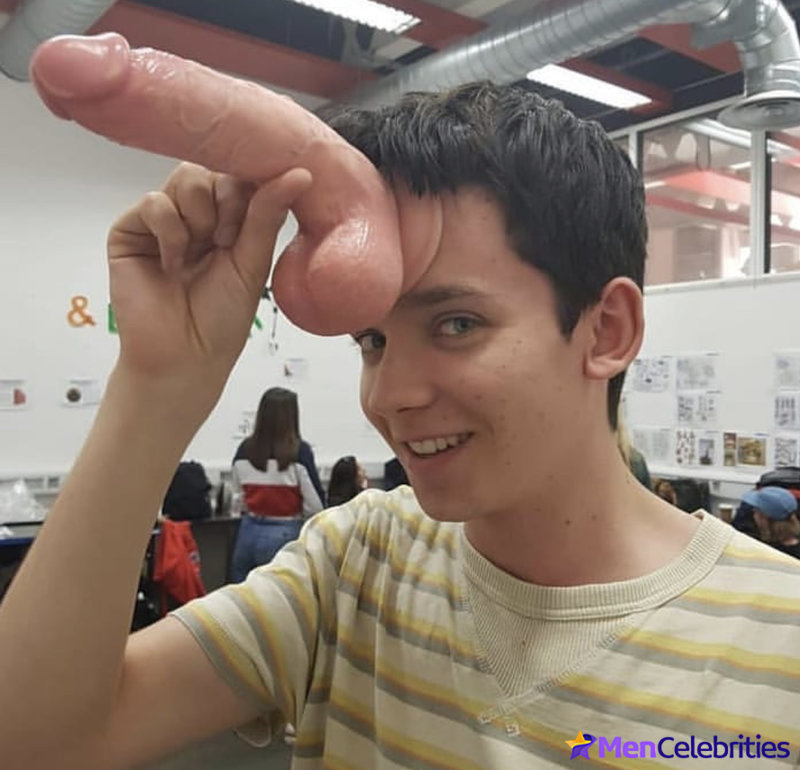 Asa Butterfield leaked nude photos