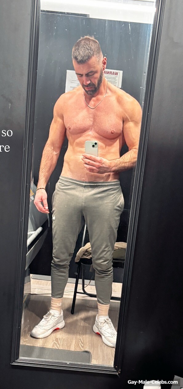 David Tag Cock Bulge Moment and Hot Underwear Pics