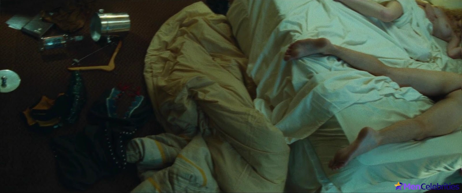 Douglas Booth nude and gay scenes