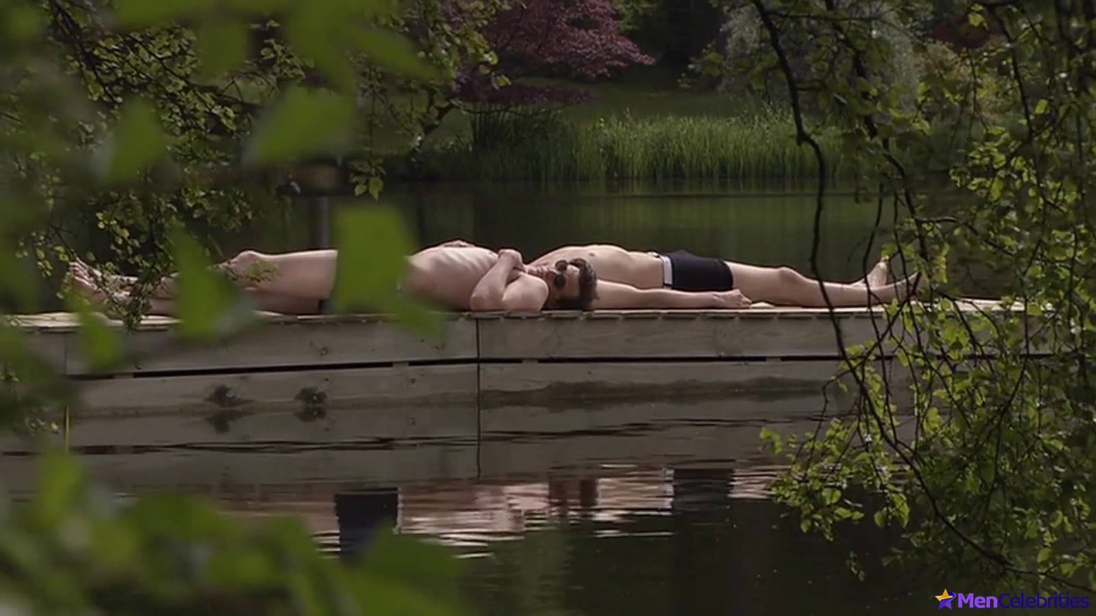 Douglas Booth nude and gay scenes