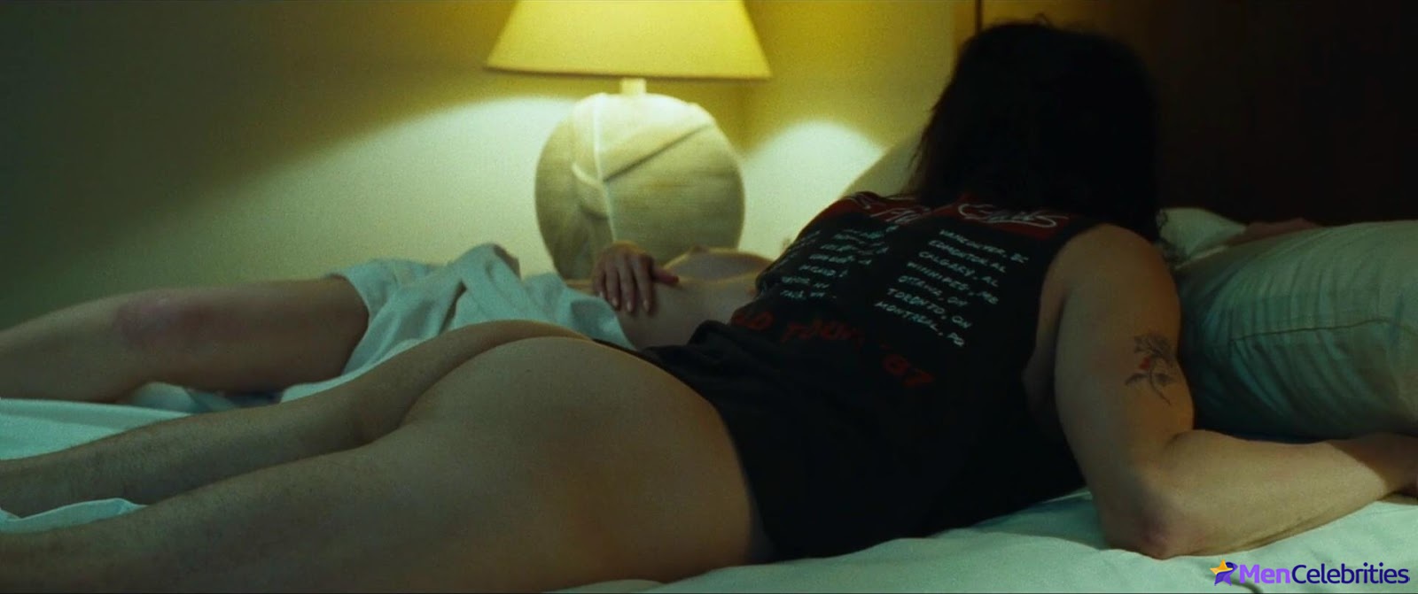 Douglas Booth nude and gay scenes