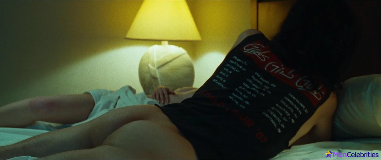 Douglas Booth nude and gay scenes