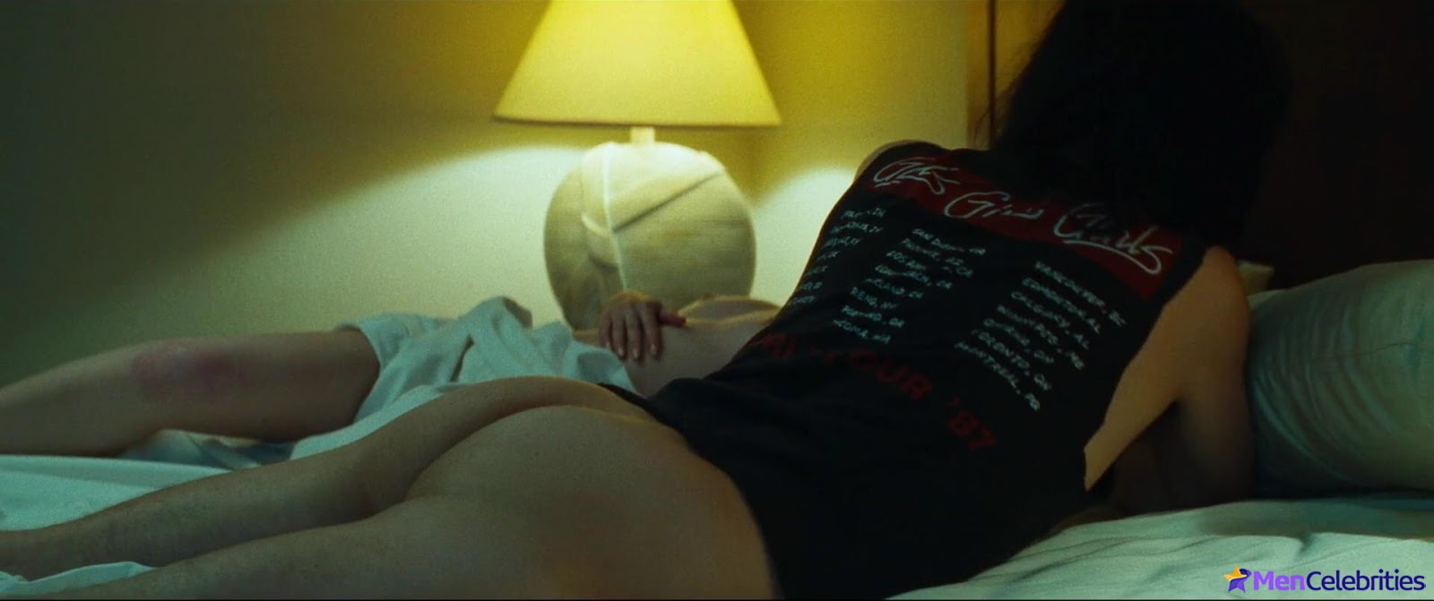 Douglas Booth nude and gay scenes