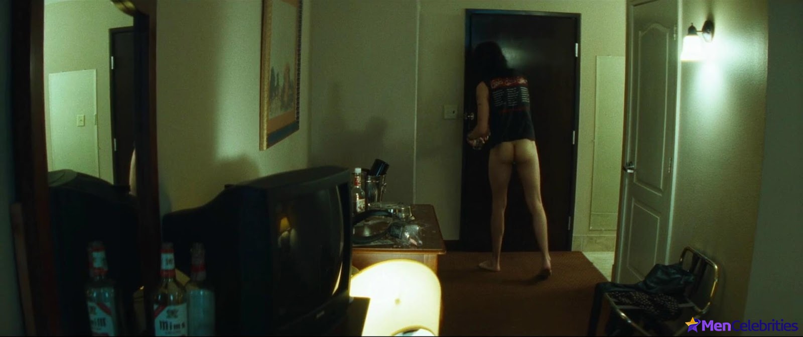 Douglas Booth nude and gay scenes