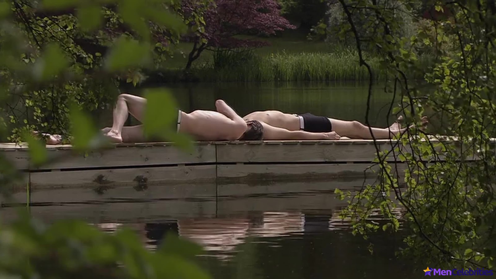 Douglas Booth nude and gay scenes