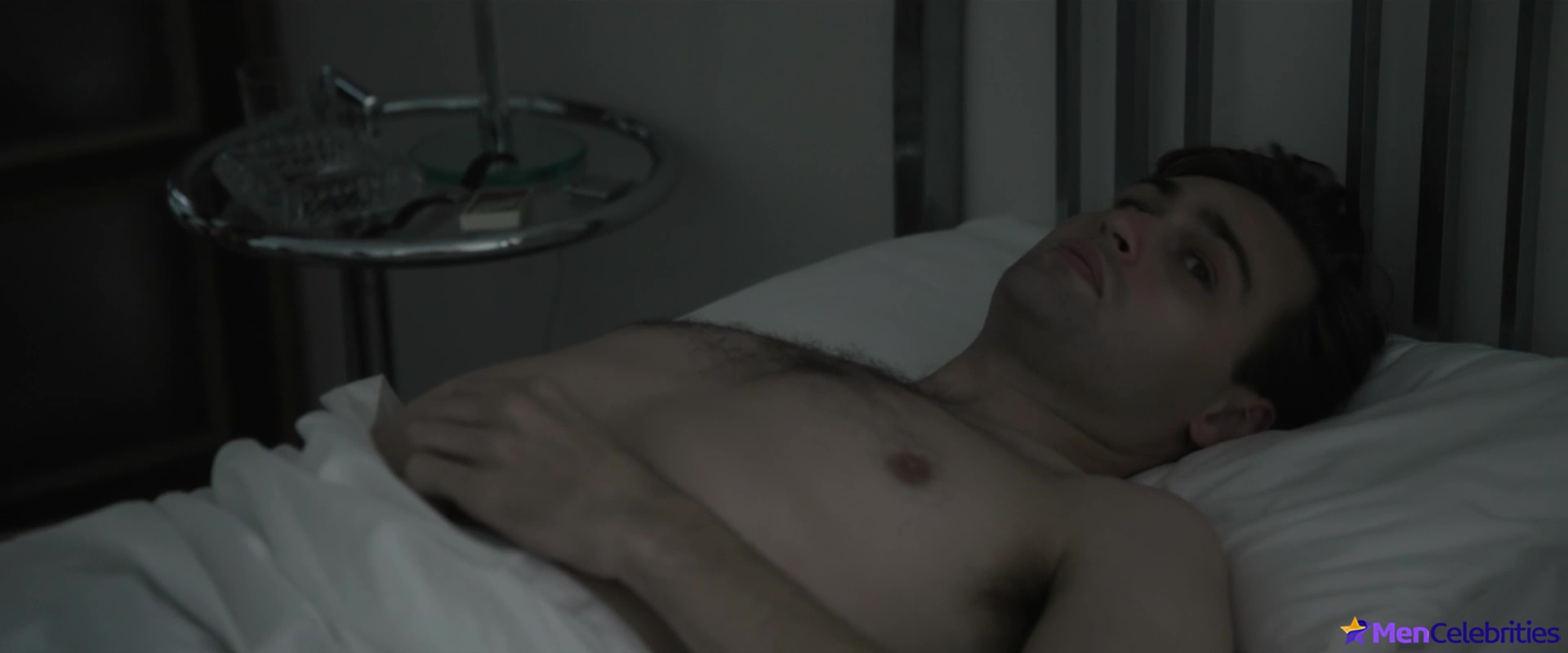 Douglas Booth nude and gay scenes