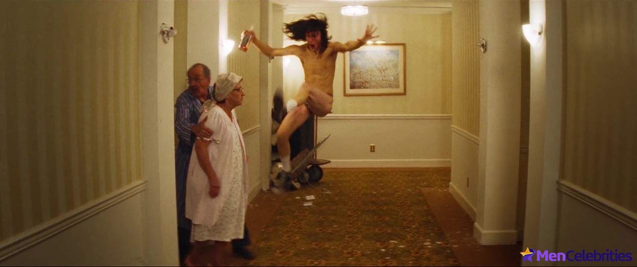 Douglas Booth nude and gay scenes